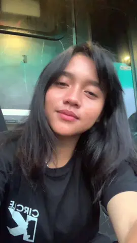 maafkan aku yang pecicilan ini ya jodohku😭