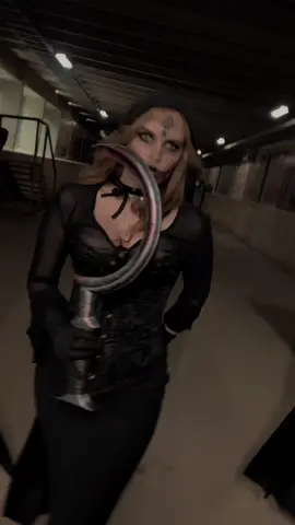 Dimitrescu sisters 🖤 @Carol Frazão @Nihil  #halloween #dimitrescu #dimitrescudaughters  #cassandradimitrescu #halloweencostume 