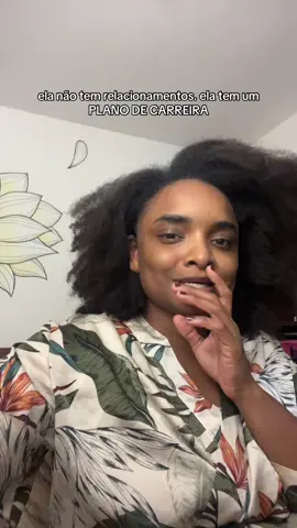 ela tem visão de águia. pilantra? muito. sagaz? também. #paravoce #fyp #tiktalk #meus29centavos 