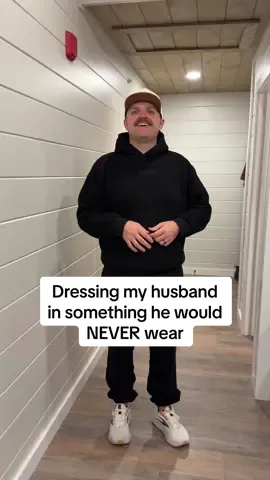 He knows ball 🤣 #shelbanddyl #matching #couples #relationships 