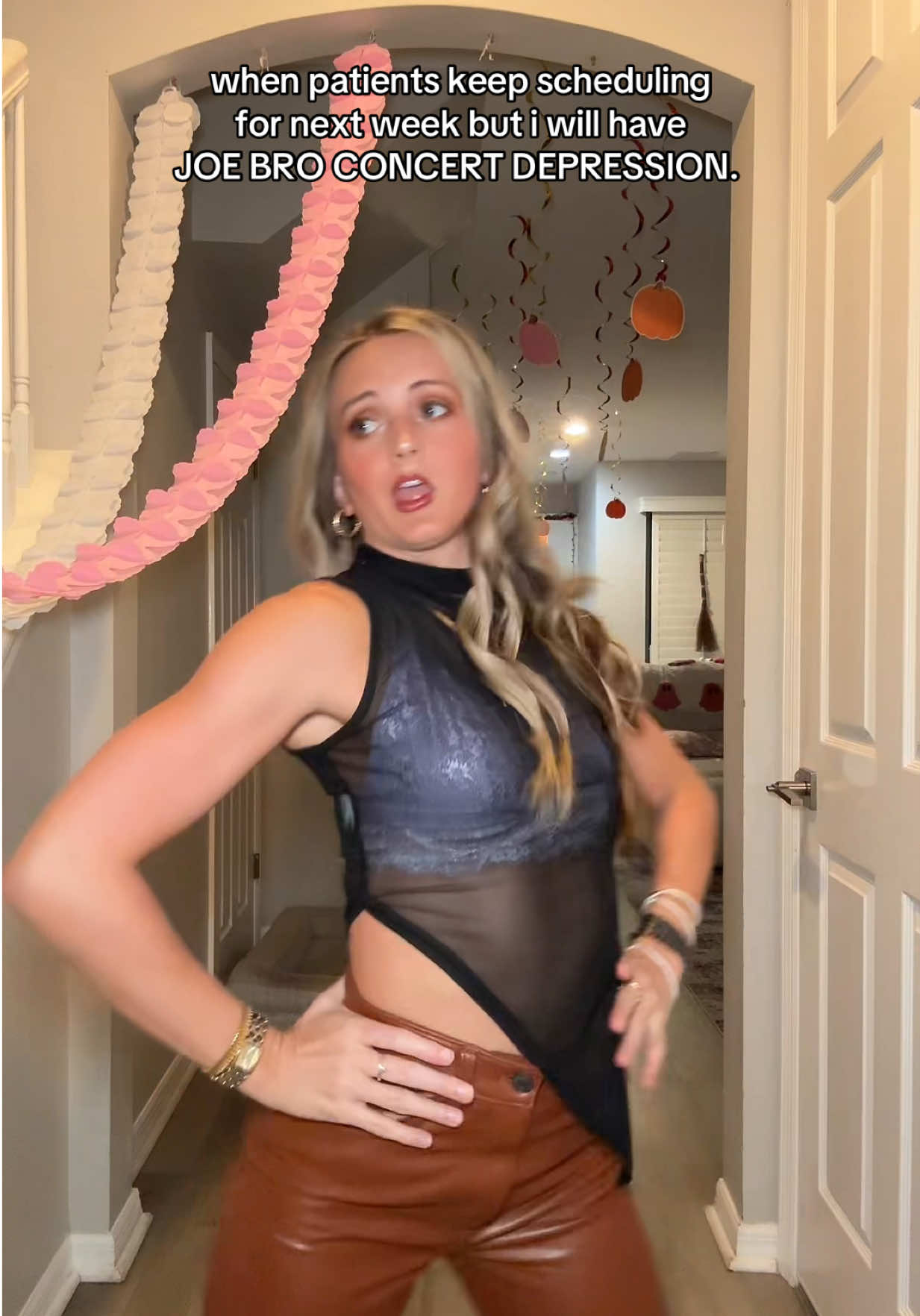 as a PA student I feel POST CONCERT DEPRESSION is a real diagnosis? @joejonas @Jonas Brothers @wearfigs #joejonas #jonasbrothers #pastudent #paschool #physicianassistant 