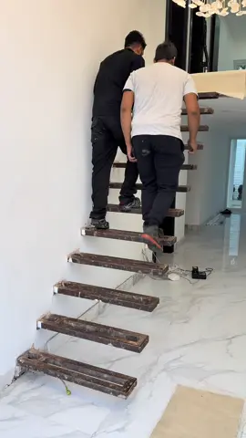 #flotingstair #centralspinestaircase #luxurystaircase #helicalstair #modernstair #interiordesign #cantileverstair