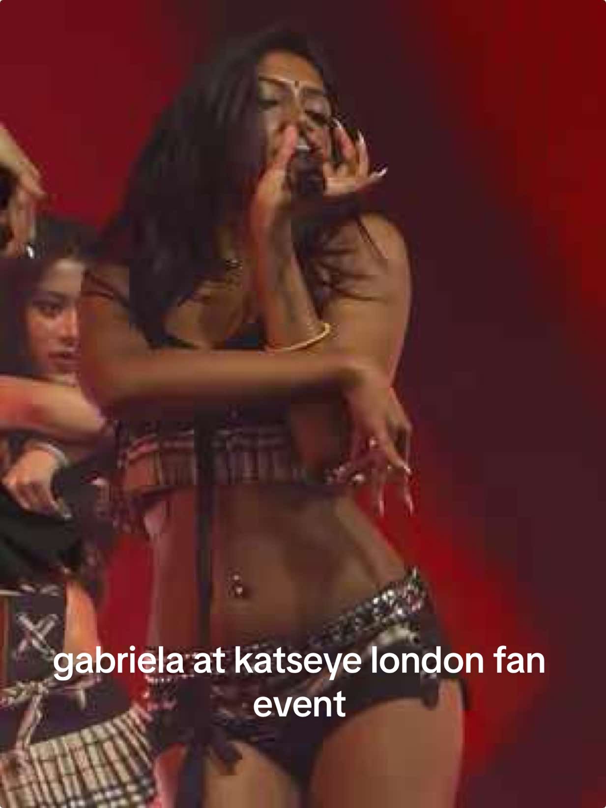gabriela in london vocals SERVING @KATSEYE 