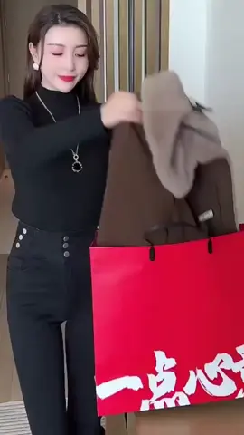 Áo khoác lót lông cừu thời trang xinh sang chảnh dễ thương cho nữ #aokhoacnuxinhdep #aokhoacnusangchanh #xuhuong #xuhuongthinhhanhtiktok #thinhhanhxuhuong 