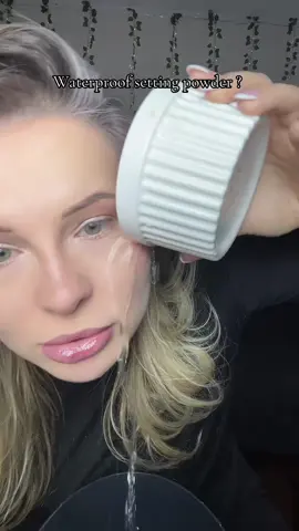 Carslan Black Magnet Soft Focus Powder has outdone itself! Waterproof pressed powder and its oil control pressed powder in one #carslan #settingpowder #waterproofmakeup #finishingpowder #tiktokshopcreatorpicks @carslan_us 