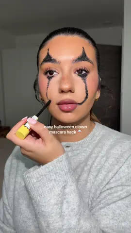 using mascara is perfect for a last min costume 🤡 @MaybellineUK colossal bubble mascara and tattoo liner @e.l.f. Cosmetics liquid liner @L'Oréal Paris UK infallible lipstick and lipgloss #halloweenmakeup #clownmakeup 