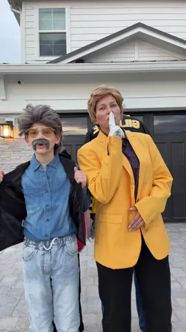 I eat pieces of sh*t like you for breakfast! #happygilmore2 #badbunny #adamsandler #halloweencostume 