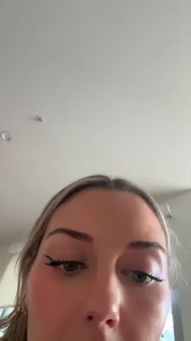 #stitch  burgling in BROAD daylight