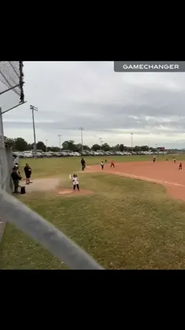 When your 6 year old turns a foul hit into a double play 🔥the cheers from the coaches and parents and teammates just warms this momma’s heart 🥺🥺 #baseball #steelcitystingers #usssaalabama 