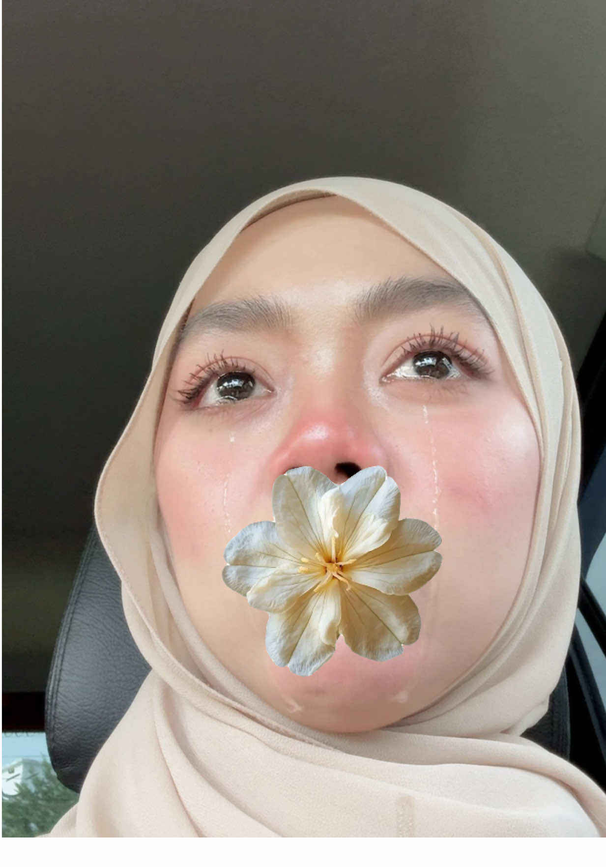 capek aja nangis . nangis aja capek