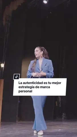 La gente no conecta con lo perfecto, conecta con el crecimiento real. Tu marca personal se construye mostrando tu proceso, no esperando ser ideal. Empezá a crear contenido auténtico y dejá que tu evolución hable por vos. #marcapersonal #autoridad #contenidoestrategico #liderazgo 