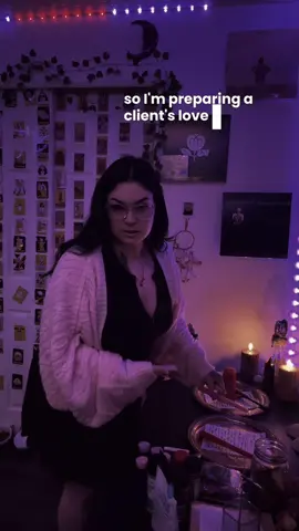Always a reminder, I NEVER post client work in real time ❤️  #lovespell #chaosmagick #witchtok #chaoswitch #fyp 