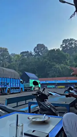 Selamat Pagi Ojo Lali ngopi😎 #Fyp  #drivermuda😎  #batang #truk #xyzbca 