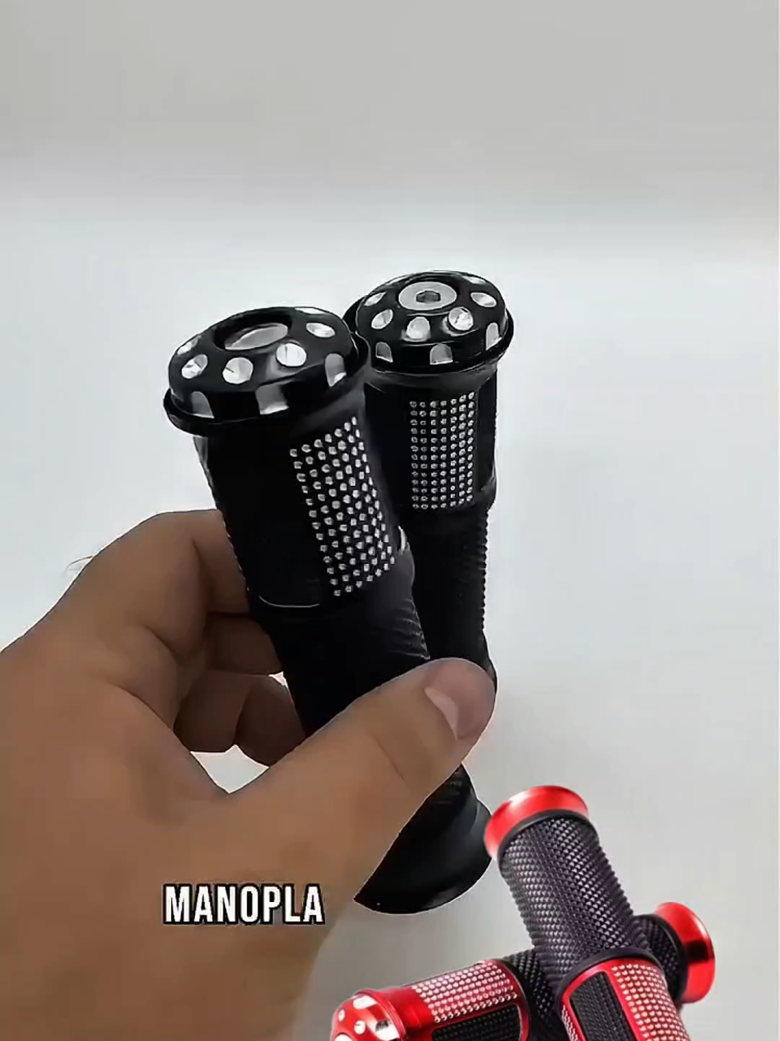 busque por esse ID na página da Shopee 👉CJF-DGB-ASG👈 #ManoplaEsportiva #AcessóriosDeMoto #estilosobreduasrodas 