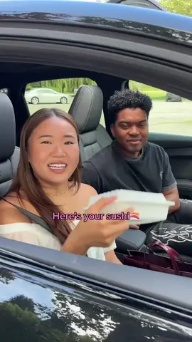 Tricking sister for discount🤫 #sister #sisters #comedy #funnyvideo #funny 