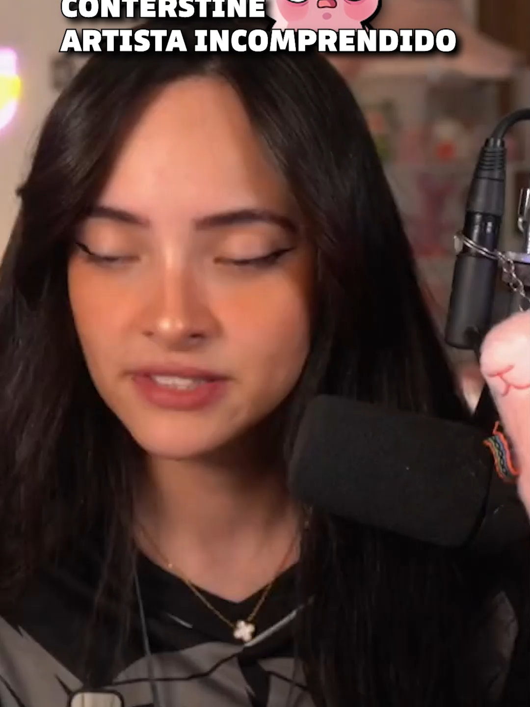 CONTERSTINE DIBUJA A KIRI