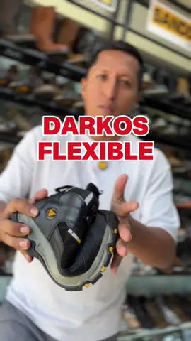 Calzado de Seguridad industrial Flexible DARKOS VOLCANO PRO 📲 Escríbenos 9️⃣5️⃣2️⃣4️⃣1️⃣1️⃣4️⃣7️⃣4️⃣ Tiendas: Av miguel Grau 249 cercado de lima o Santa Anita av Nicolás ayllon 3080. Al frente del mall.  #calzadodeseguridad #dielectrico #botasdeseguridad #zapatilladeseguridad #calzadoindustrial @VolcanoPro Calzados @CALZADOS DE SEGURIDAD VOLCANO 