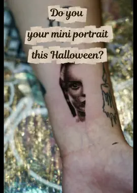 👻 HALLOWEEN FLASH TATTOO SPECIAL 🎃 This Friday & Saturday I’ll be doing Mini Portrait Tattoos for only $120 🖤 Exclusive spooky designs — fine details, realistic style, perfect for horror lovers 👀✨ ⚡️ Limited spots available. 📍 New Rochelle, NY 🗓️ Friday 31 & Saturday 1 📲 DM to book your spot before they’re gone!
