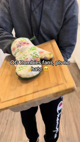 My handmade shadows of evil blanket 🧟‍♂️ #zombies #blackopszombies 