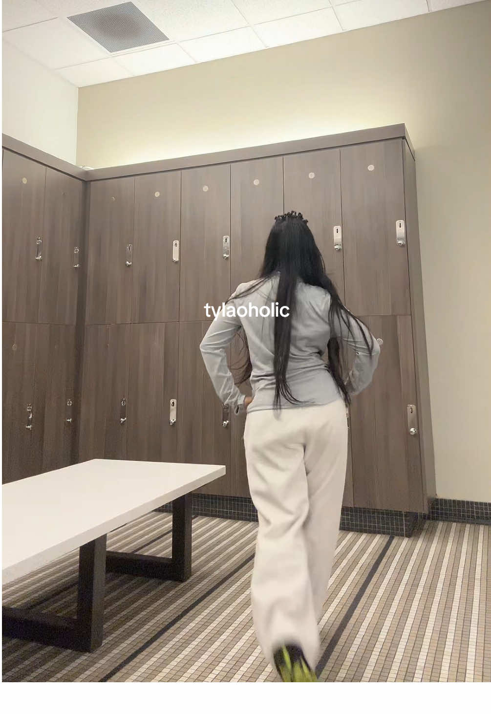 she’s not me I’m not her and you’re not mine ugh she eats down @TYLA #tyla #music #fyp 