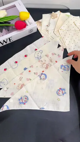 Lạnh rồi các mom sắm yếm quàng cổ cho con đi #yemtamgiac #yemchobegai #mevabe #xuhuong 