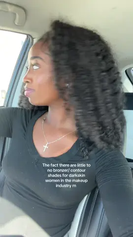brands aren’t trying hard enough . Get back in the labs #darkskinmakeup #makeup #trending 