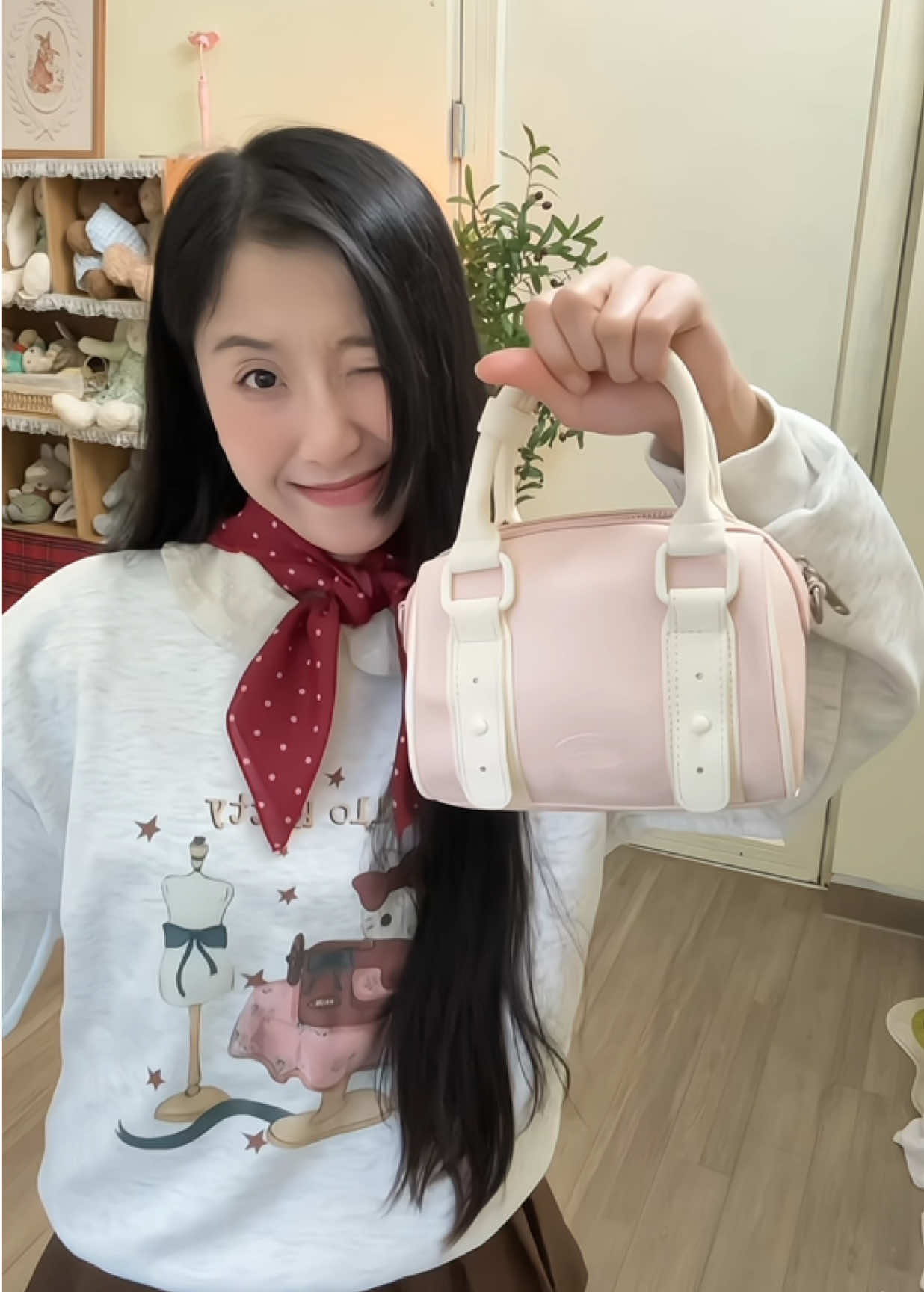 Túi hồng của ai đây #vanwalk #vanwalkbag #vanwalkvietnam #tuixach 