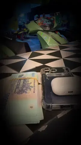 Khi bạn nằm trong hoàn cảnh đó... có thể... bạn biết.. tại sao tôi phải nổ lực để kiếm nó... #kecodon 