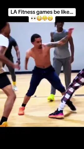 THIS IS NOT BASKETBALL! 😤😡 #trending #viral #viralvideo #basketball #gym 