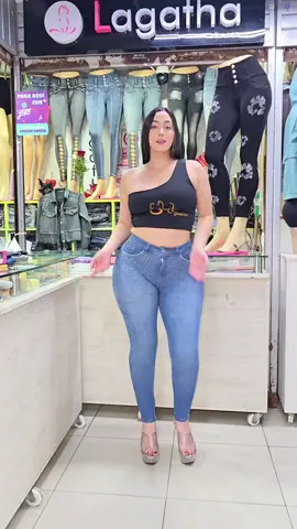 Nos encuentras en: Gamarra 🛍️❤️❤️🥰 Estamos ubicado en Gamarra GALERÍA GENERALES  📍Prolongación Gamarra 745, tienda 601 Stand 8, 9, Piso 6 en Galerías. Generales comunicase al número de WhatsApp ❤️👖🇵🇪📲 tienda 951579049 👖❤️📲live ⁨927 789 643⁩ 👖📲live 974260349