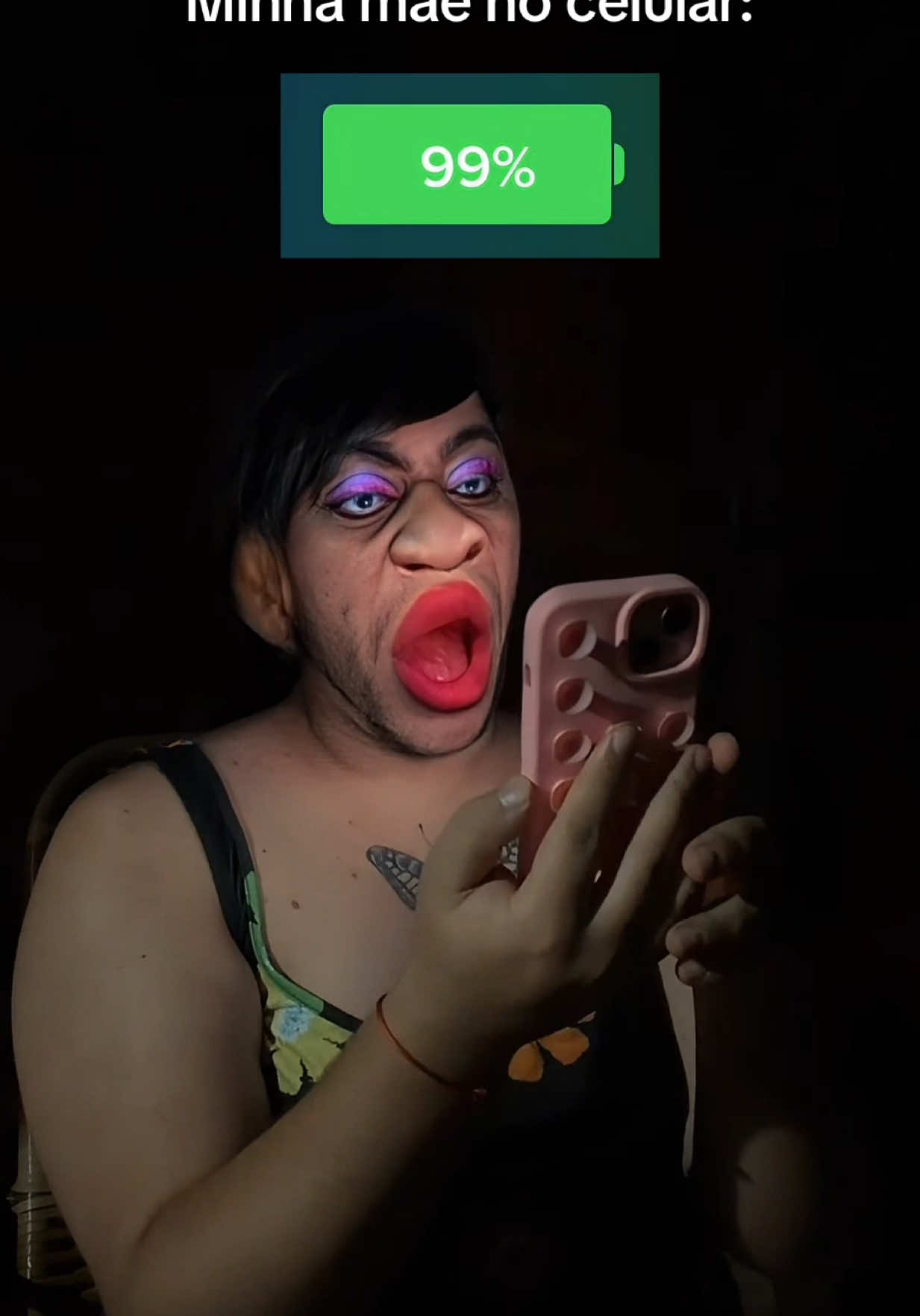 Vocês mexem até ele desligar ou colocam pra carregar antes? 🤣