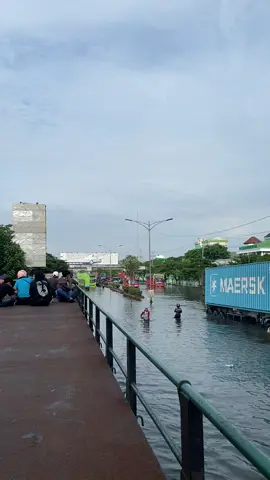 #kulipabrik #kaligawesemarang #terminalterboyo #banjirsemarang 
