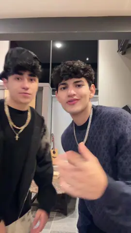 Como me ven pal baile @Erick Esqueda 