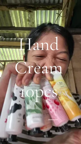 Hand cream for sweat hands✨ #handcream #skincare #sweat #holdinghands 