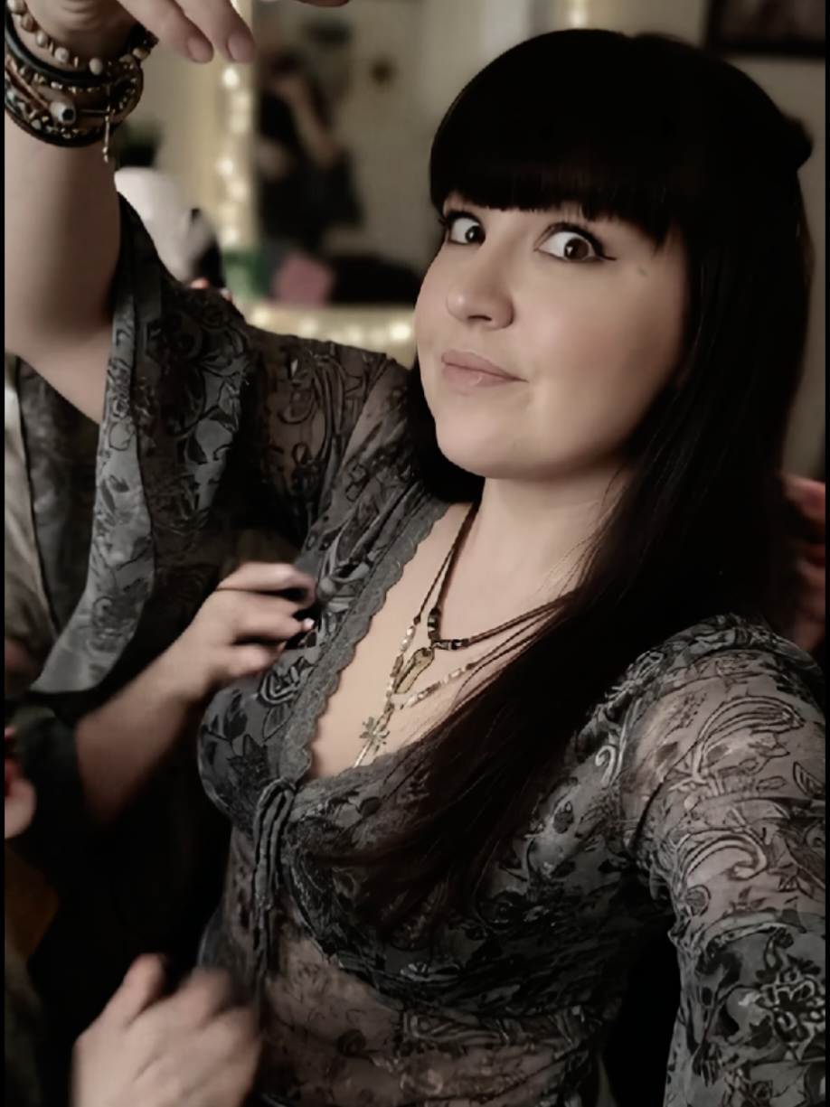 I was just minding my own business. #clowns #spookyseason #tiktokscares #pressplay▶️ #happyhalloween 