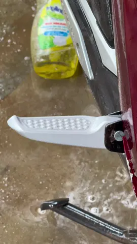 Tẩy rửa rỉ sét bám bẩn ố vàng lâu năm với dung dịch rửa xe đa năng! #tuong47shop #tayriset #tayovang #tayruadanang 