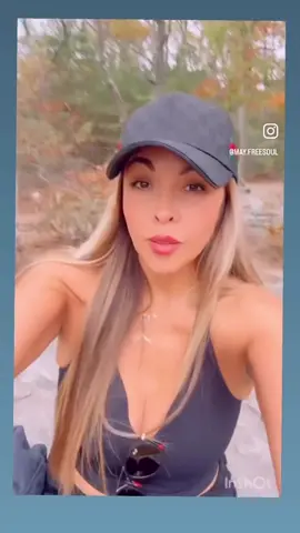 An amazing day, surrounded by nature and good friends. 🌞 A day to breathe in autumn, feel its calm energy, and watch the colors of the trees change beautifully with the season. 🍂