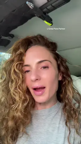 NEW from @loréal paris usa the Bright Reveal Vitamin C Glow Moisturizer ☀️✨It gives instant glow, hydration, and that healthy, lit-from-within look my skin loves. If you’re dull or dehydrated, this one’s a must #LOrealParisPartner #LOrealBrightReveal #Skincare #creatorsearchinsights 