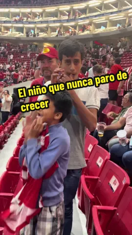 #football #footballtiktok #viral #estadioakron #chivasdelguadalajara 