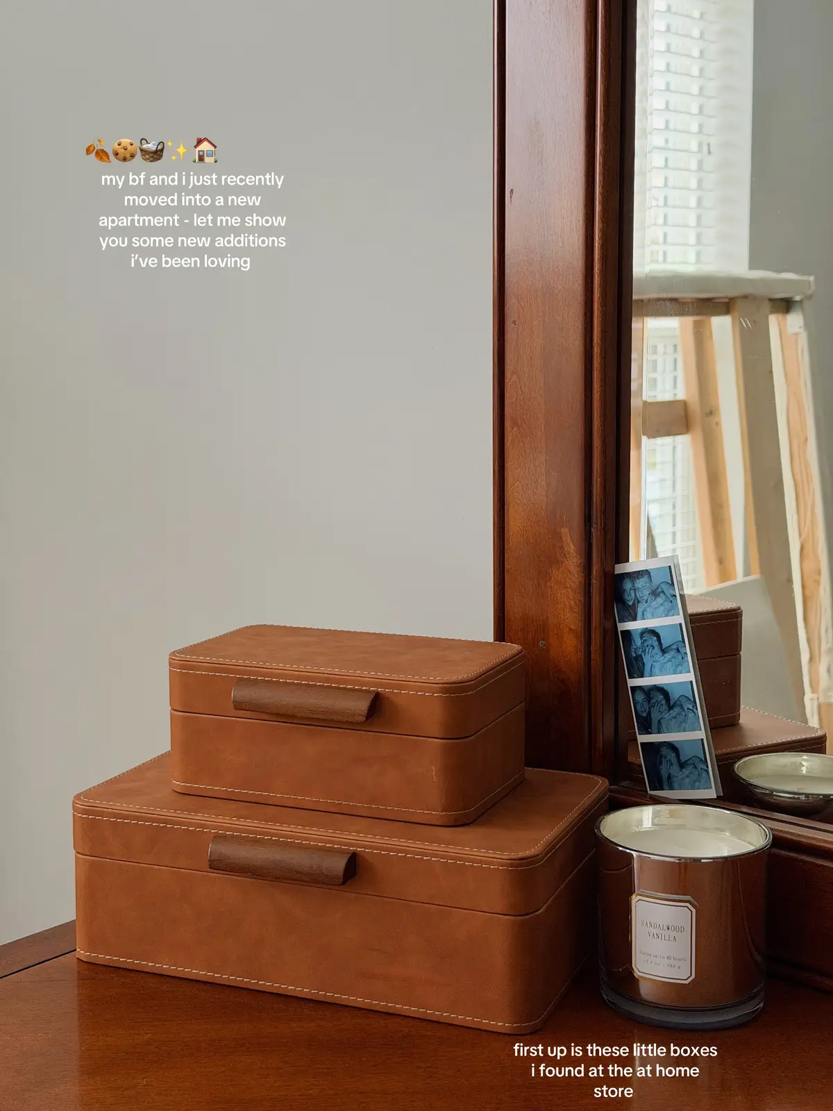 a lil glimpse into the new space🙂‍↔️ everything shown & more is linked on my LTK!! #homedecor #boygirlapartment #apartmentdecor 