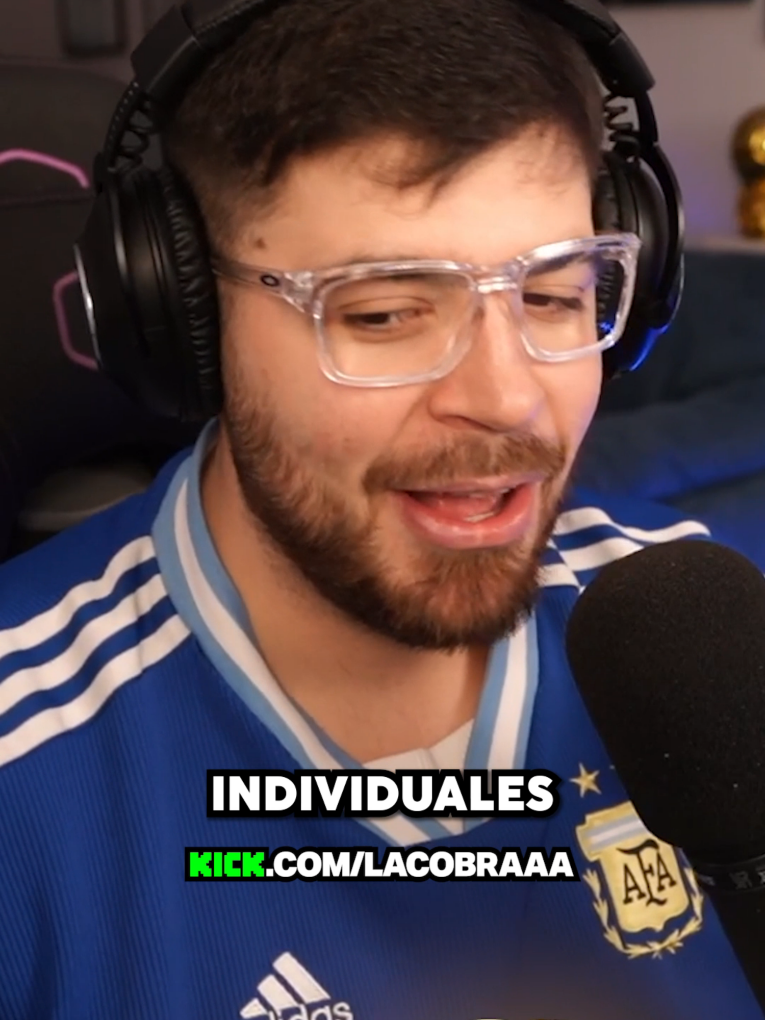 MESSI LE TIRÓ A RONALDO?? 😬 #lacobra #lacobraaa