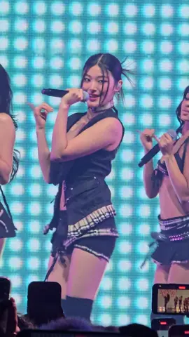 absolutely beautiful live vocals... the mics were ON for London FAN event 😍 @KATSEYE #KATSEYE_london #sophia #lara #yoonchae 