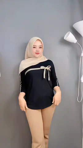 Baru lagi nih beb kaos nya #ootdfashion #OOTD #kaoswanita #blouse #kaosmurah 