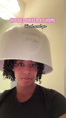 Finally upgraded my hooded dryer and loveeee it. Also really liked this new wash and go combo using Camille Rose curl maker and the Doux Mousse. @Camille Rose @The Doux Hair Care #curlyhair #naturalhair #washandgo #hairtutorial #washngo 