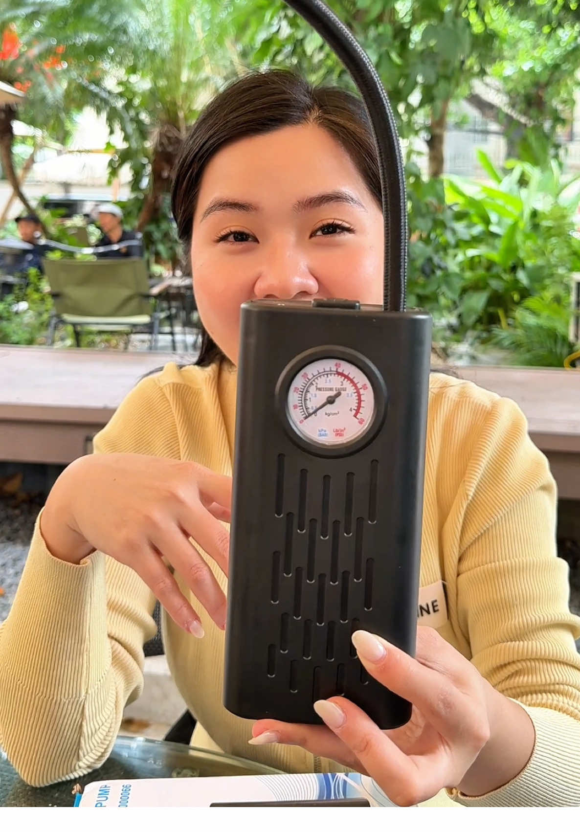 Bơm lốp thông minh ô tô, xe máy tiện lợi #bom #bomlop #bomlopoto #xuhuong #bongbuongbinh 