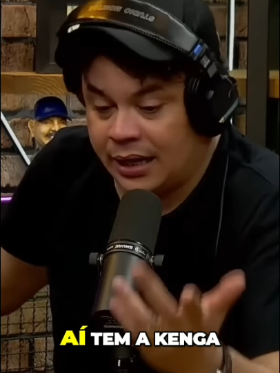 A Kenga Dá de Graça História Chocante!  A Kenga dá de graça, debaixo do caminhão. Ela sai dando e não tá nem aí. A Kenga tem fome e saiu catando os doces do motel. #Kenga #Comédia #Paraíba #Motel #humortiktok