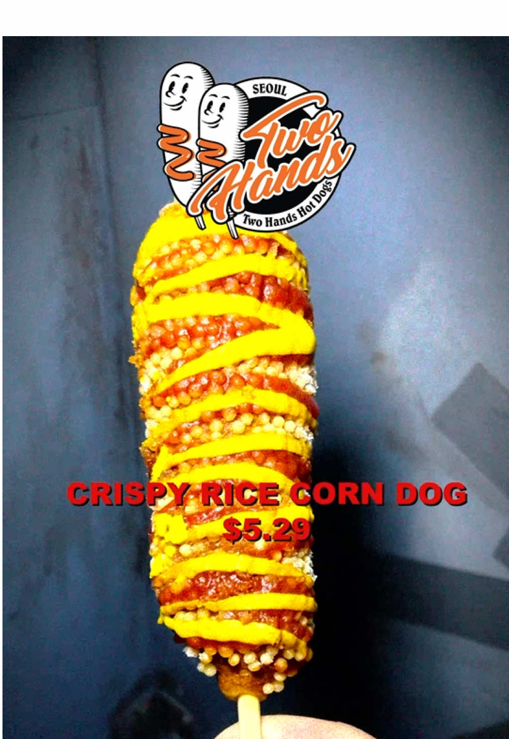 Taking a girthy one with the crispy rice #corndog from @TwoHandsCornDogs #glizzygobler #fyp #dawgs #foodreview 