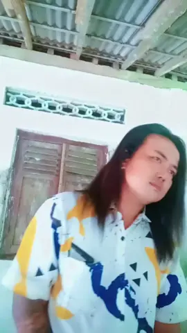 Aku tak mau sendirian