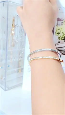 กำไลสแตนเลสไม่ลอก ไม่ดำ สไตล์มินิมอลหรู เรียบแต่ดูแพง แมตช์ได้ทุกลุค#กําไลมินิมอล #เครื่องประดับผู้หญิง #มินิมอลสไตล์  #ของมันต้องมี #รีวิวของดีบอกต่อ 