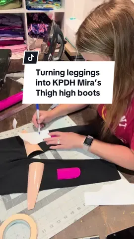 I wasn’t about to put our 5.5 year old in tall boots, so I opted for the illusion of boots using leggings and some flesh tone heat transfer vinyl @KPop Demon Hunters Netflix @Netflix #mira #miracosplay #diycostume #miracostume #halloween 